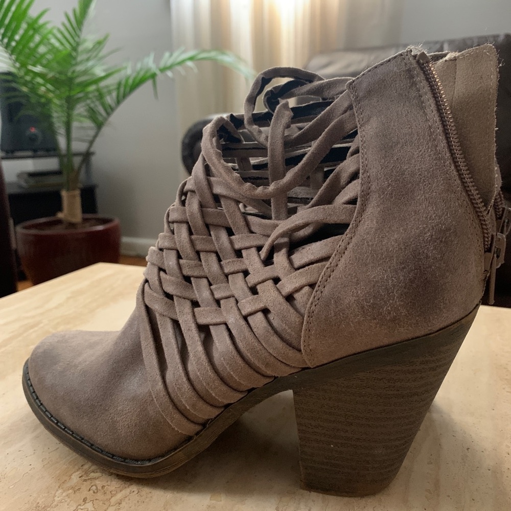 Fall boots